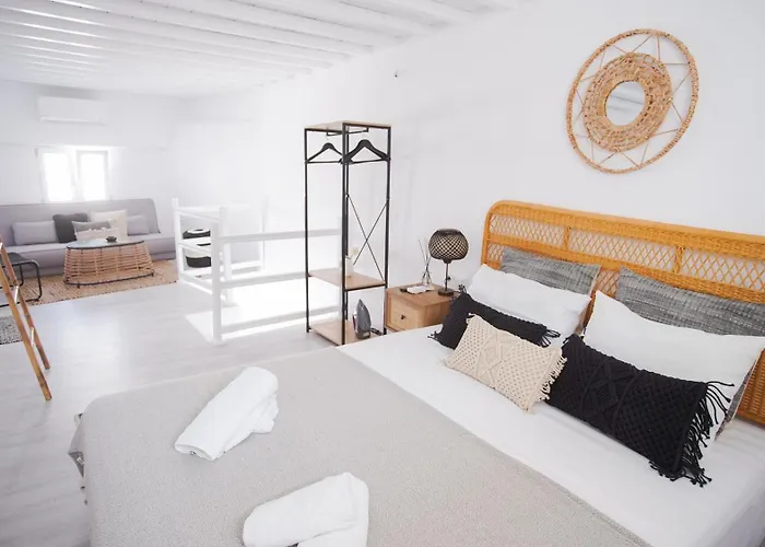 Oculus Mykonos Venice By Live&travel